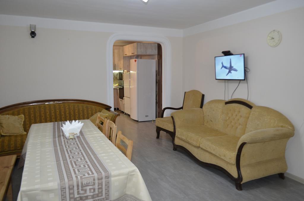 Guest House Gogia Zhabeshi Exterior foto